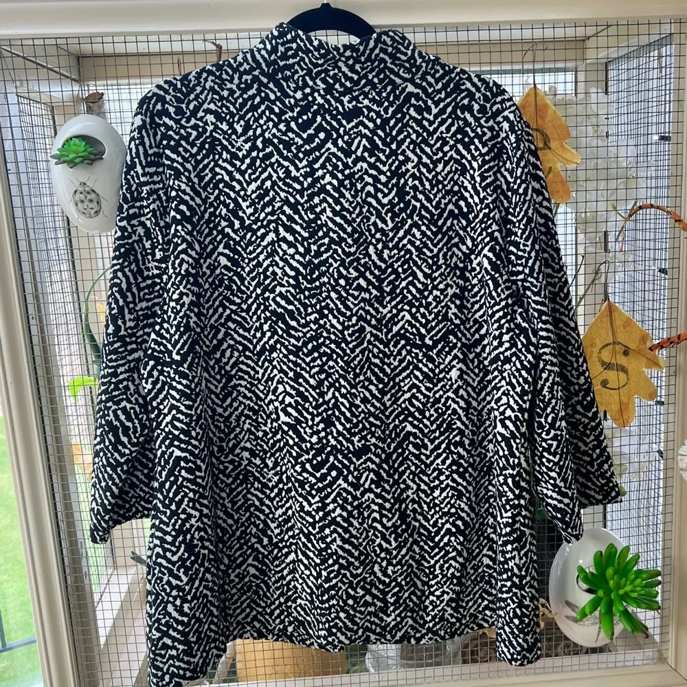 JM Collection Monochrome Patterned Jacket L - Picture 4 of 5